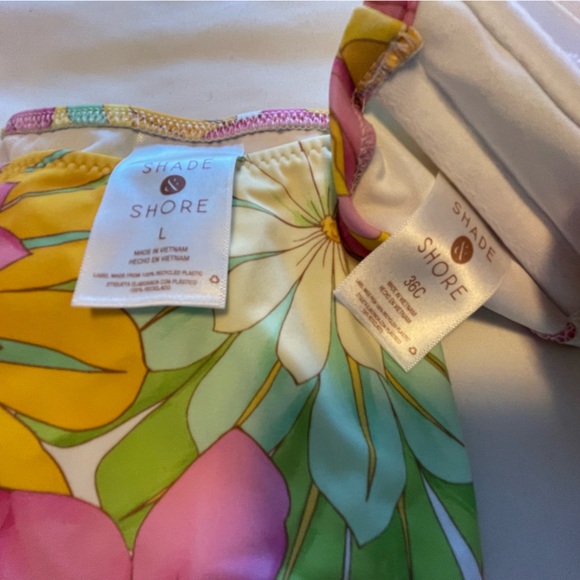 Shade Shore Floral Bikini Set - Picture 6 of 7